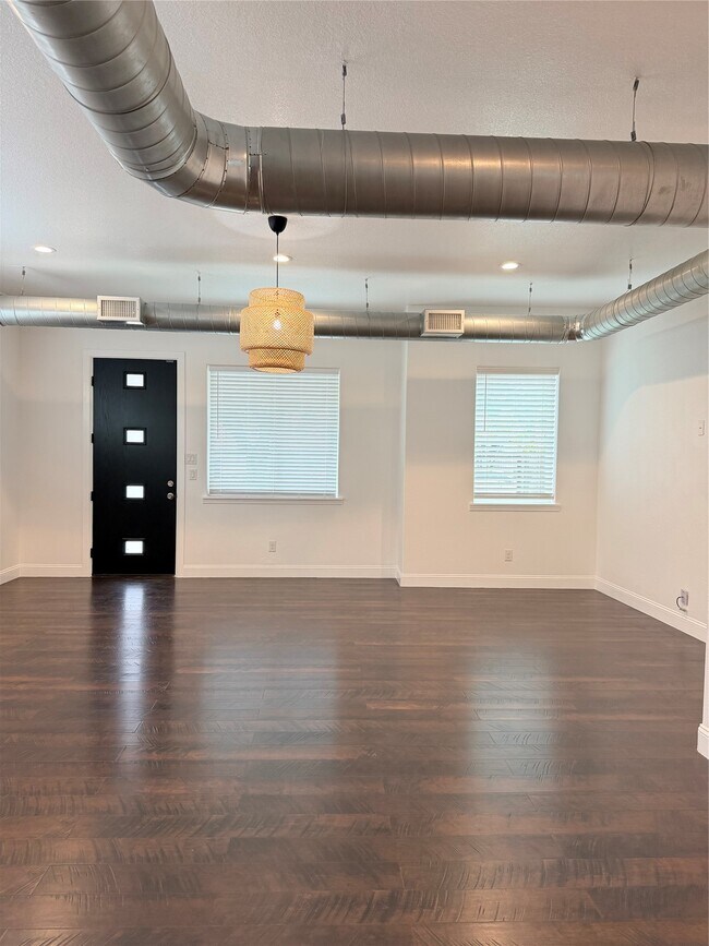 Foto del edificio - 202 N York St