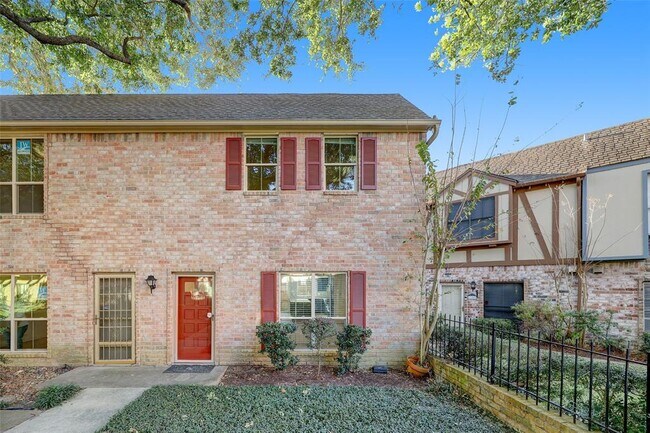 Building Photo - 14715 Barryknoll Ln