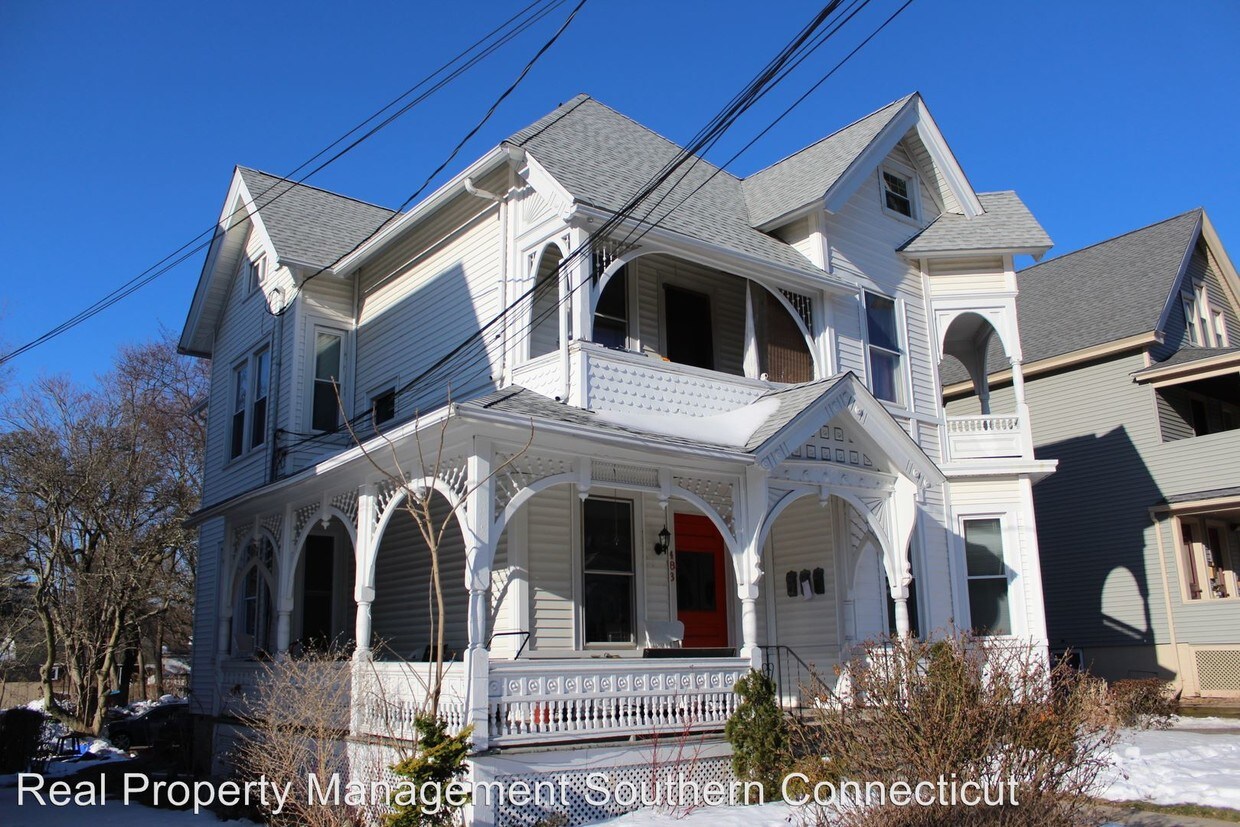 483 Center St, Wallingford, CT 06492 Condo for Rent in Wallingford