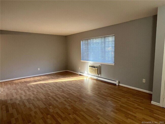 Foto del edificio - 7 Eden Ct