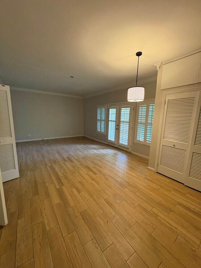 Foto del edificio - 3104 Woodley Terrace