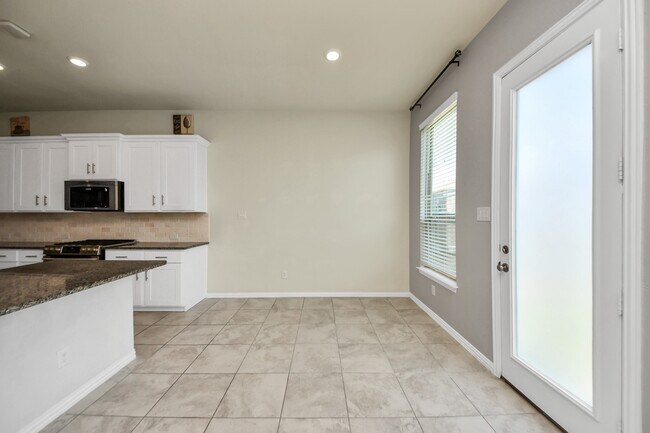 Foto del edificio - 1715 Ryon Falls Dr