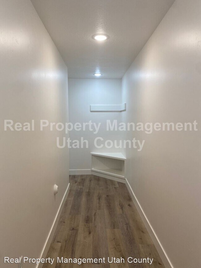 Building Photo - 4 br, 3.5 bath House - Brand New Townhouse...