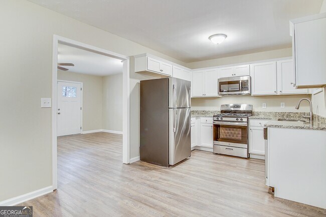 Foto del edificio - 3656 Tulip Dr