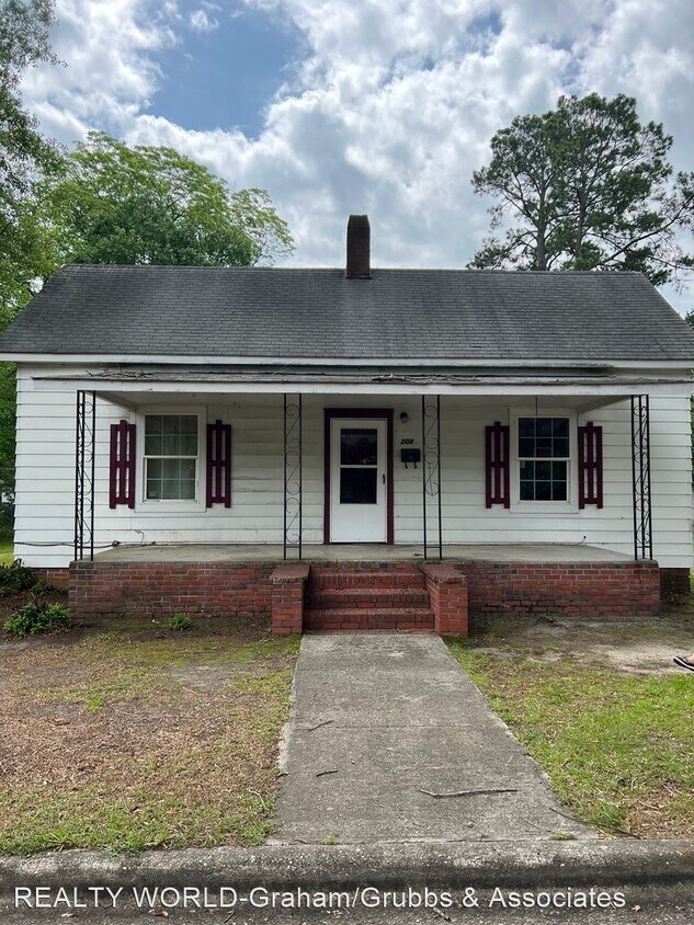 Primary Photo - 3 br, 1 bath House - 208 Second Street