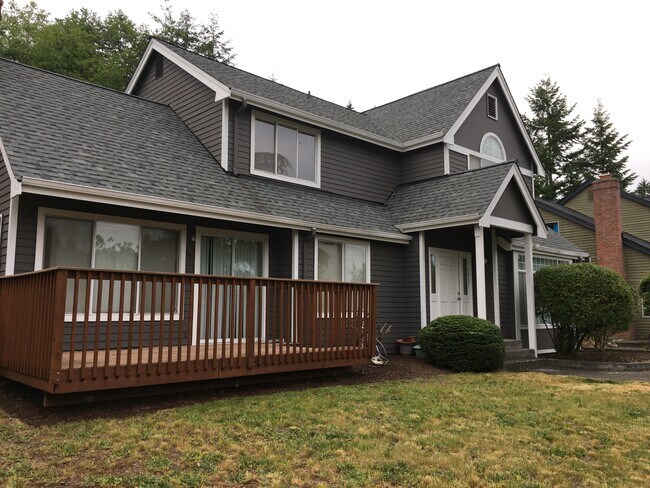Foto del edificio - 7967 Rooney Rd Nw