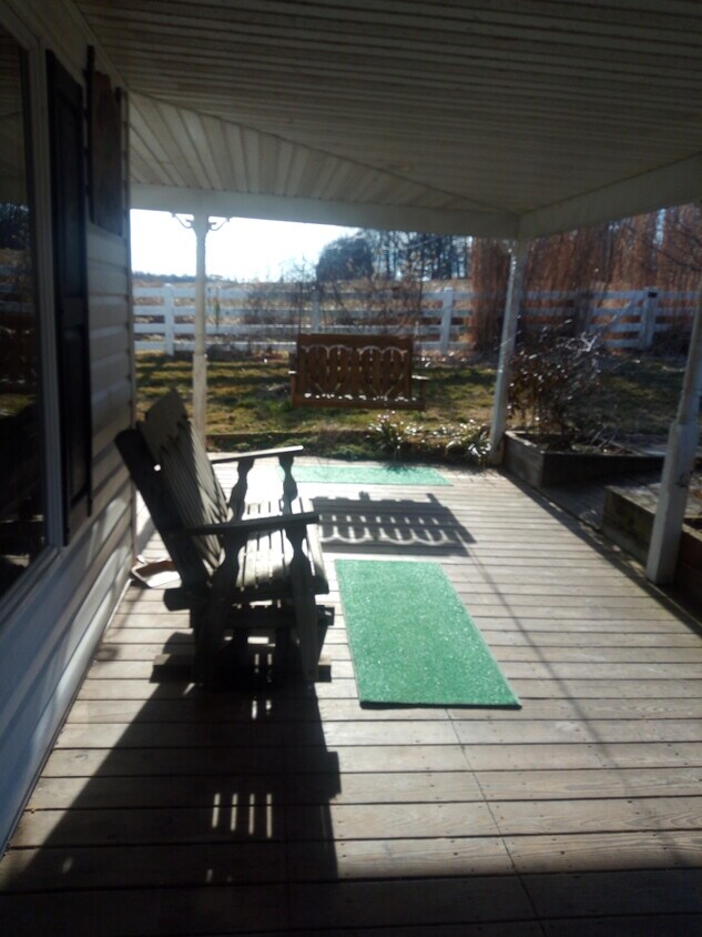 Foto principal - 957 Highland Rd