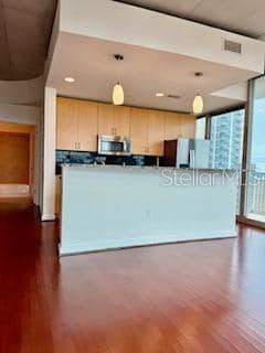 Building Photo - 777 N Ashley Dr