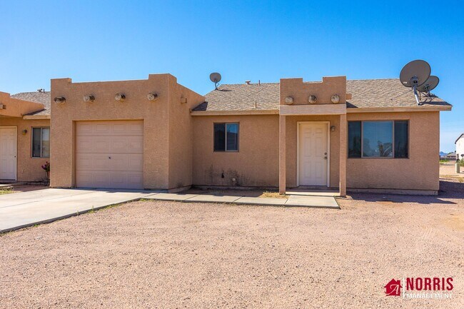 Foto del edificio - 13294 Leah Cir