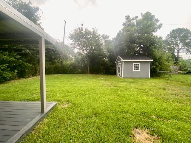 Building Photo - 917 Trimm Ave