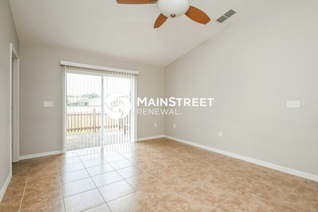 Foto del edificio - 3 Bedroom Pet-Friendly Home in Davenport, FL with Main Street Renewal