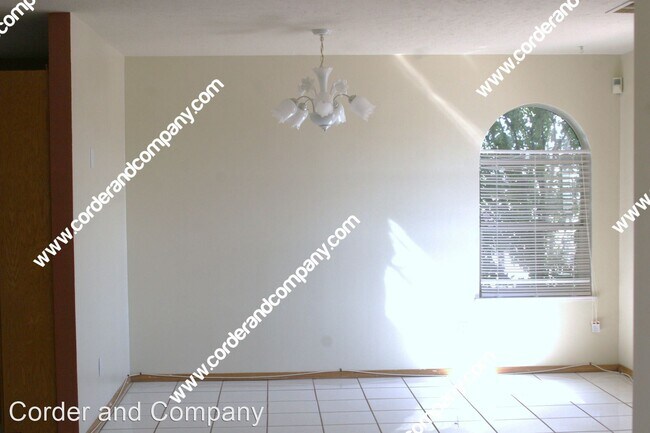 Building Photo - 3 br, 2 bath House - 5731 Kim Rd  NE