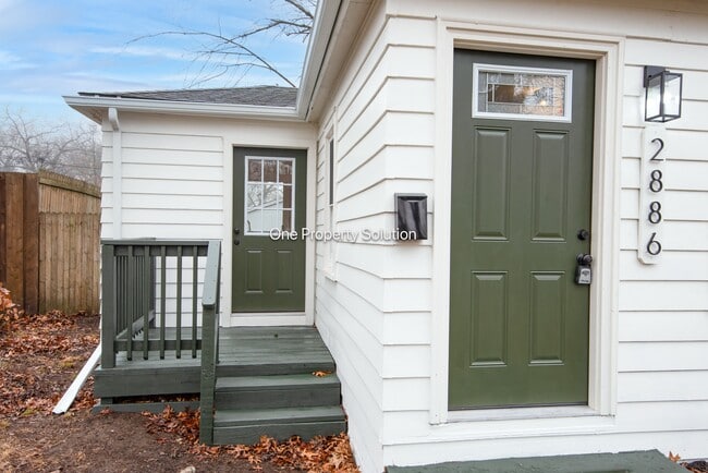 Building Photo - 2886 Greene St