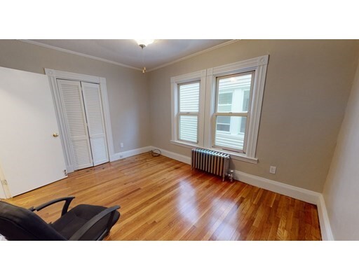 Foto del edificio - 271 Washington St