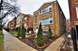 Building Photo - 5534 N Campbell Ave