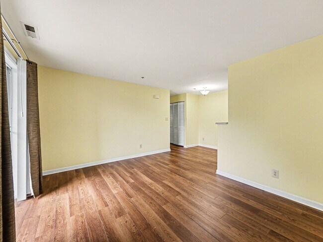 Foto del edificio - 33 Fern Oak Cir