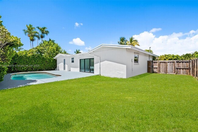 Foto del edificio - 20515 NE 19th Ct