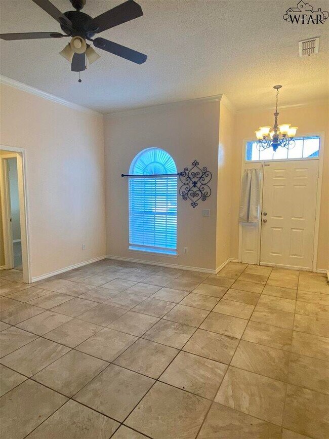 Building Photo - 4809 Olympic Dr