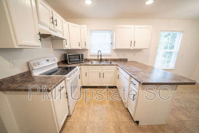 Building Photo - 200 Tumbleweed Terrace