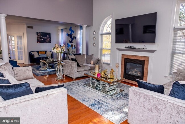 Foto del edificio - 320 Carolee Cir