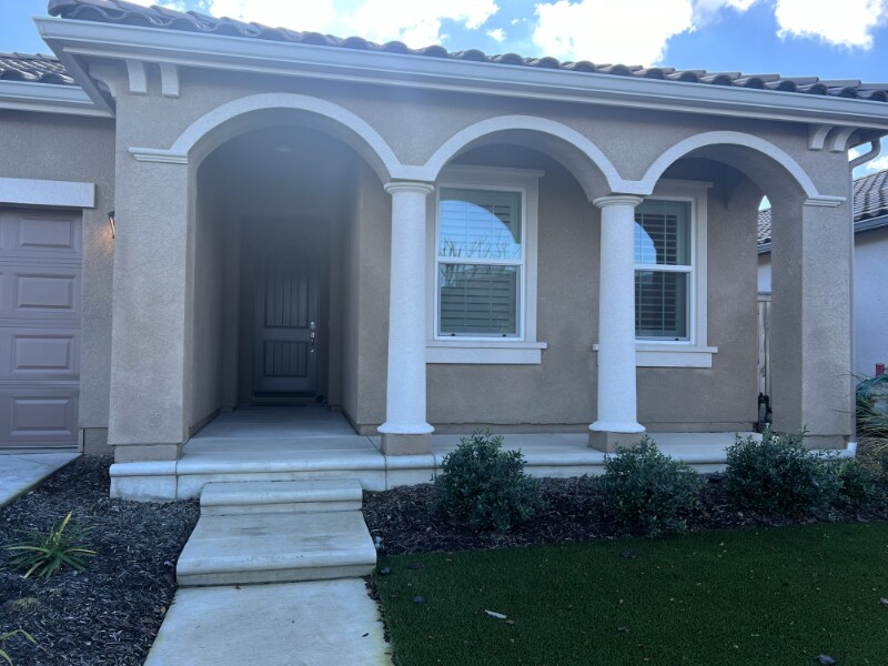 Foto principal - 634 Wood Crest Ave