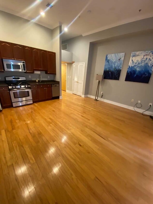Foto principal - 61 Grand St