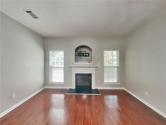 Building Photo - 2157 Capella Cir SW