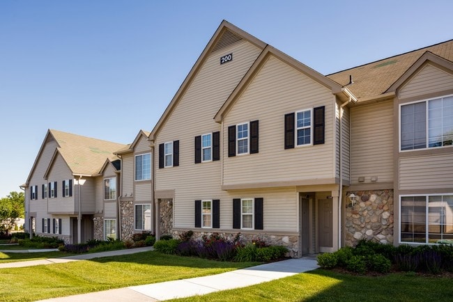 Building Photo - Auburn Gate Apartments