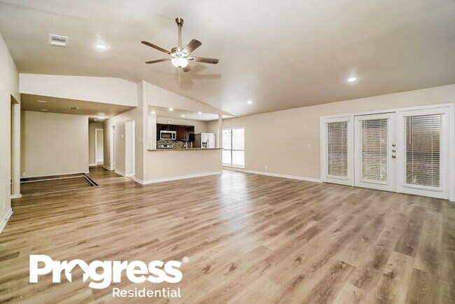 Building Photo - 6502 Echo Frst Dr