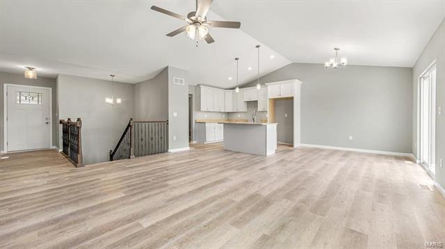 Building Photo - 3404 Barton Dr