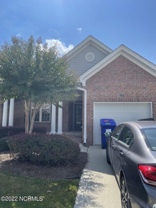 205 Windchime Way, Leland, NC 28451 Townhome Rentals in Leland NC