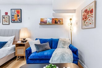 Building Photo - 168 McCaul St