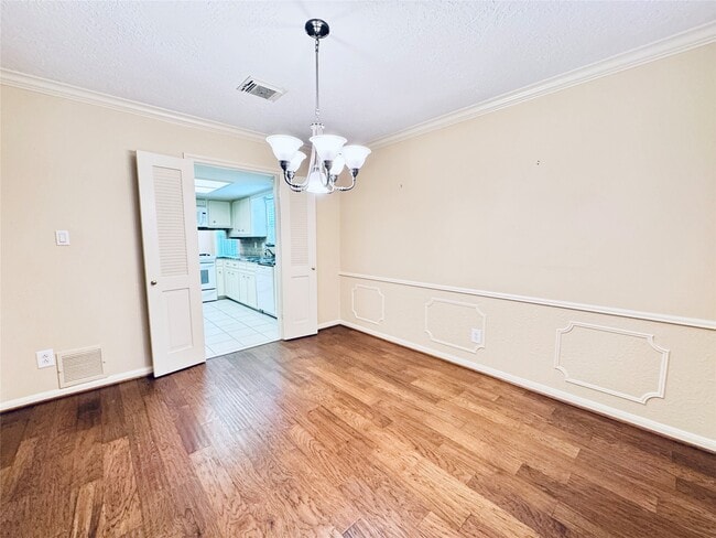 Building Photo - 13935 St Marys Ln