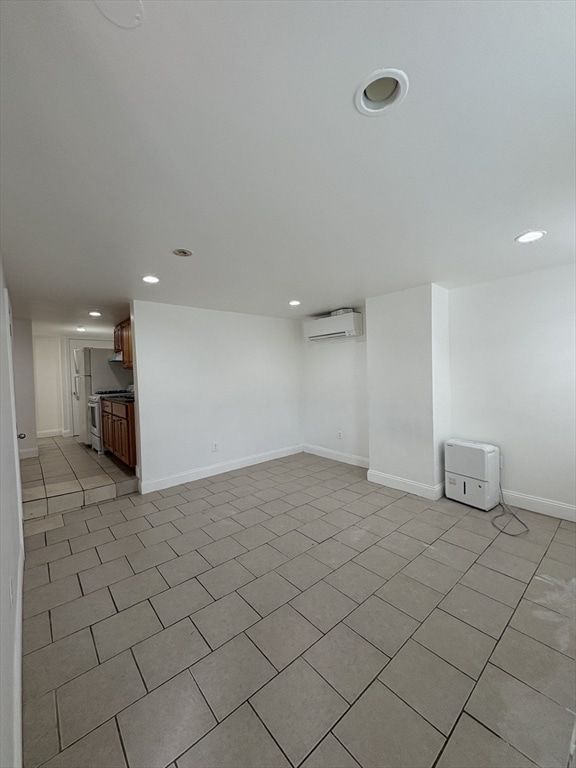 Building Photo - 104 Beacon St