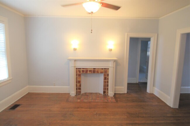 Foto del edificio - 1025 Goodwin St