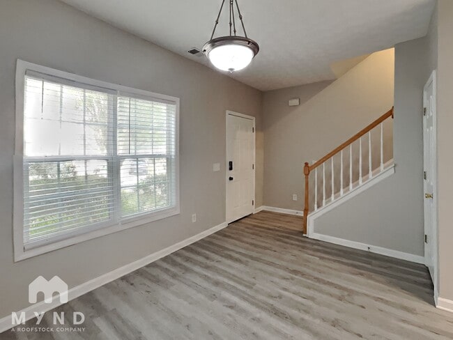 Building Photo - 857 Glynn Oaks Dr