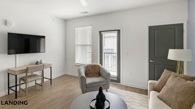 Building Photo - 560 Jack Clift Blvd