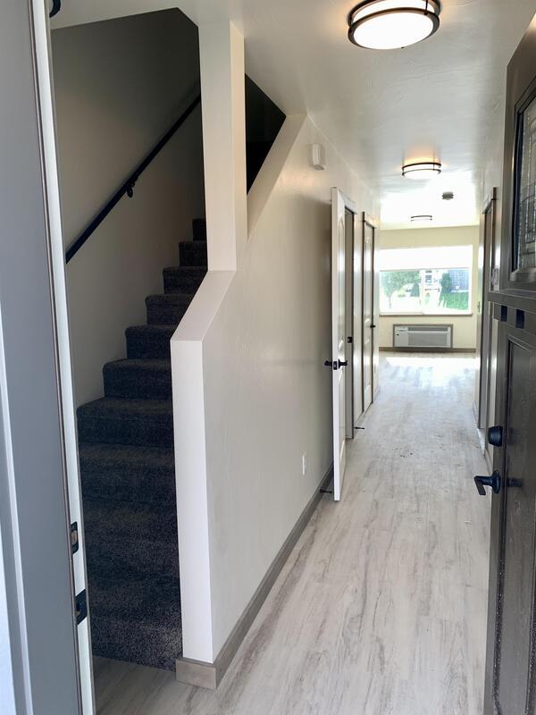 Foto principal - 3355 1st St