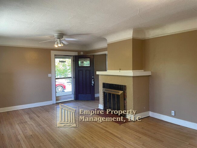 Foto del edificio - 1764 W 9th Pl