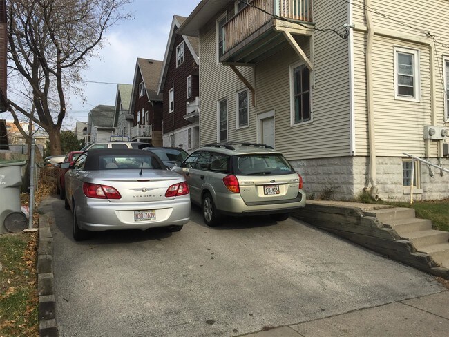 Foto del edificio - 3005 N Maryland Ave