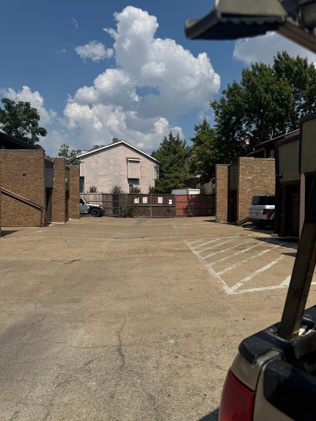 Photo - 6019 Ridgecrest Rd (Dallas, TX)