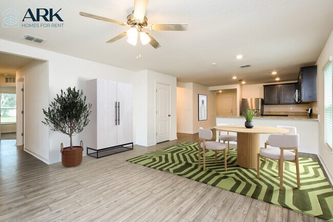 Foto del edificio - 1628 Tench Ct