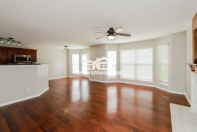 Foto del edificio - Beautiful Northland 3 Bd/3.5Bth Home.