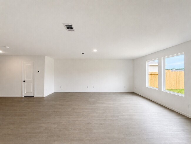 Building Photo - 13530 Sonali Springs Dr