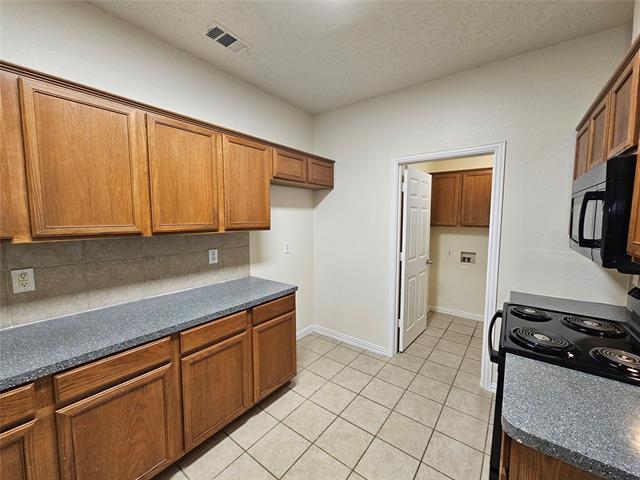 Building Photo - 212 Enchanted Ct