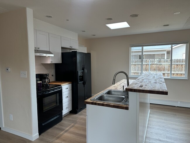 Foto del edificio - 478 Bing Ln