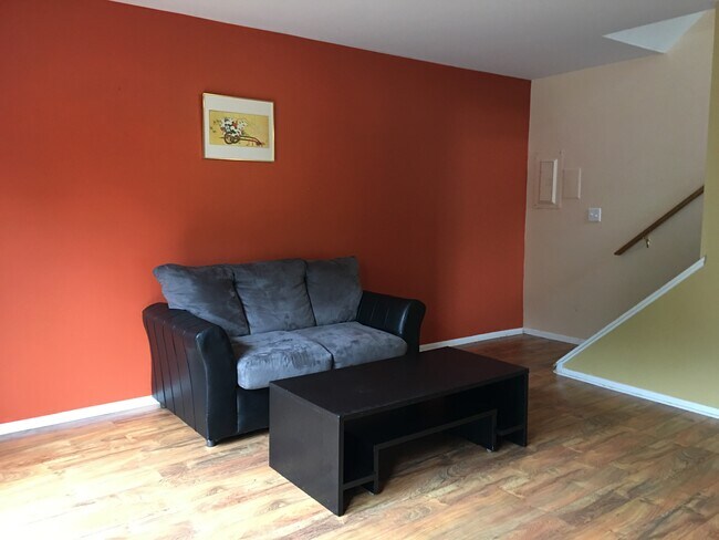 Foto del edificio - 3515 Kenbrooke Ct