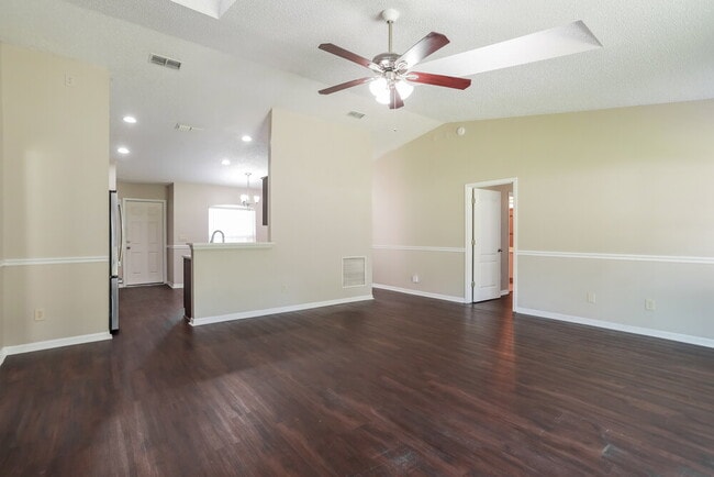 Foto del edificio - 282 Turtle Dove Dr