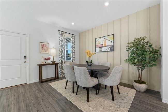 Foto del edificio - 3061 Cambridge Ml St