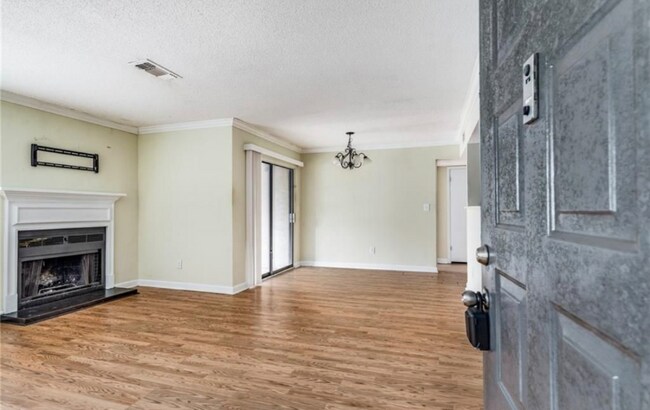 Building Photo - 1105 Wingate Way